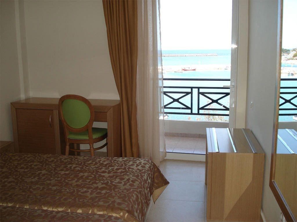 Itanos Hotel Сития Екстериор снимка